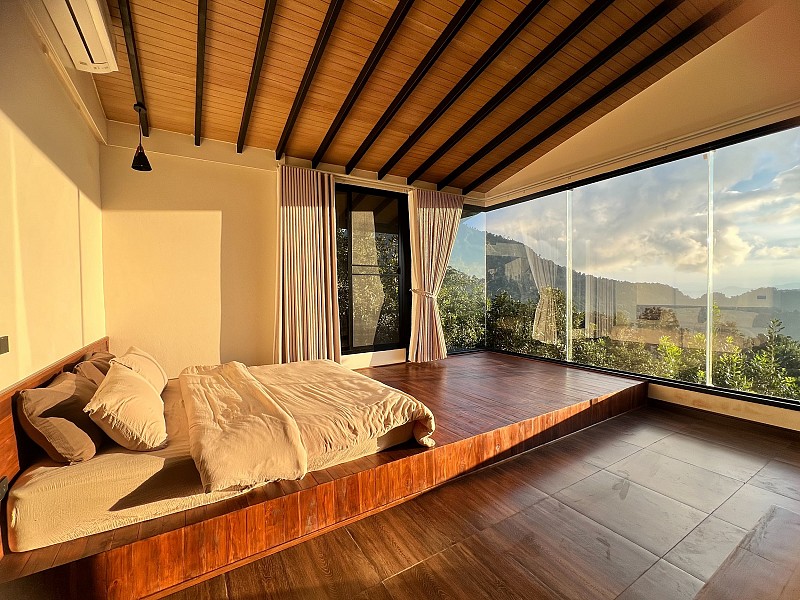 Family Room 100 sq.m.